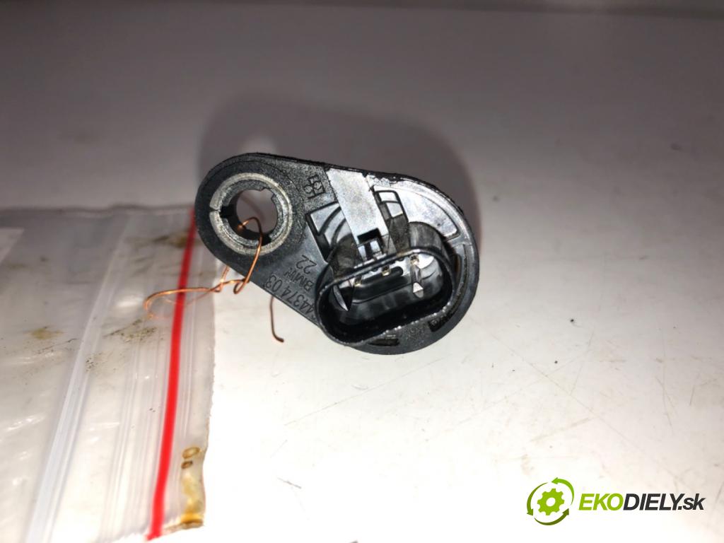 BMW X1 (U11) 2022-2025    s-drive 2.0i 115kW [156KM] BENZYNA  snímač pozice vačkového hřídele 8644374 (Snímače polohy kliky, vačky)