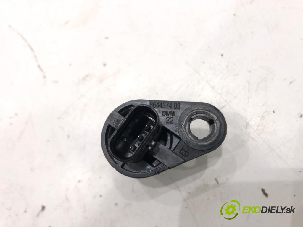 BMW X1 (U11) 2022-2025    s-drive 2.0i 115kW [156KM] BENZYNA  snímač pozice vačkového hřídele 8644374 (Snímače polohy kliky, vačky)