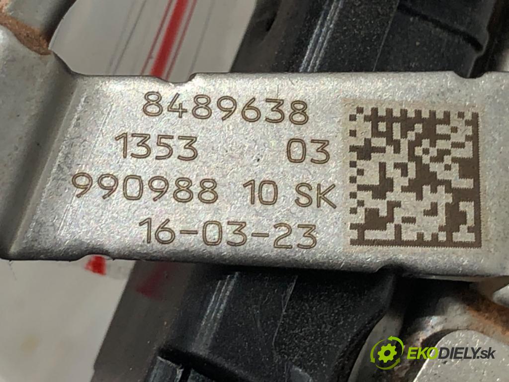 BMW X1 (U11) 2022-2025    s-drive 2.0i 115kW [156KM] BENZYNA  Lišta vstrekovacia 8483304 (Vstrekovacie lišty)