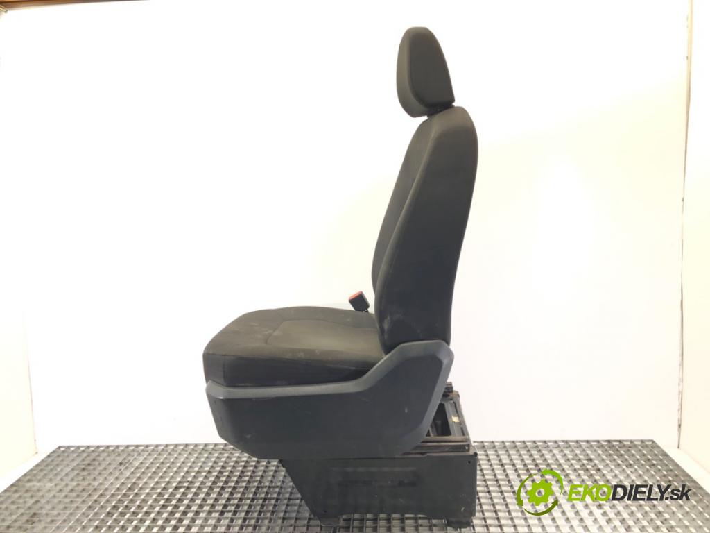 MAN TGE Autobus 2017 - 2022    2.0 TDI 130 kW [177 KM] olej napędowy 2017 - 2022  Sedadlo ľavy predný