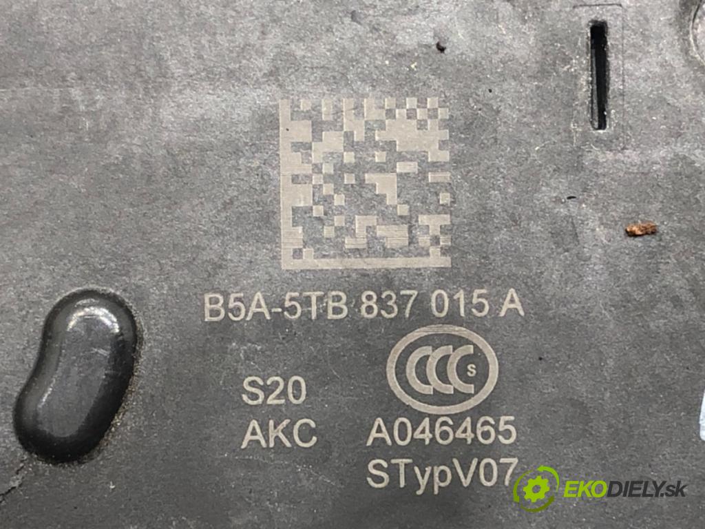 MAN TGE Autobus 2017 - 2022    2.0 TDI 130 kW [177 KM] olej napędowy 2017 - 2022  zámok dveře levý přední část B5A-5TB837015A