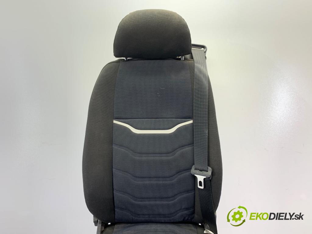 MAN TGE Autobus 2017 - 2022    2.0 TDI 130 kW [177 KM] olej napędowy 2017 - 2022  Sedadlo Sedadlo zad