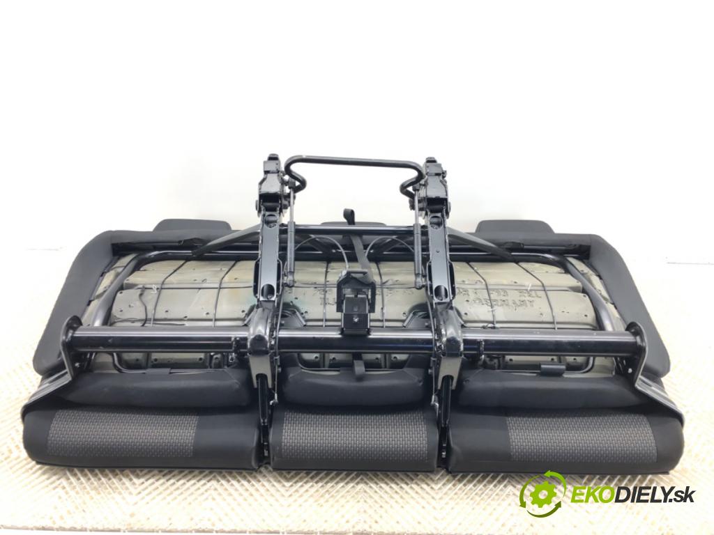 VW TRANSPORTER T6 Autobus 2023 110 kW 2.0 TDI 1968 Sedadlo tretí rad