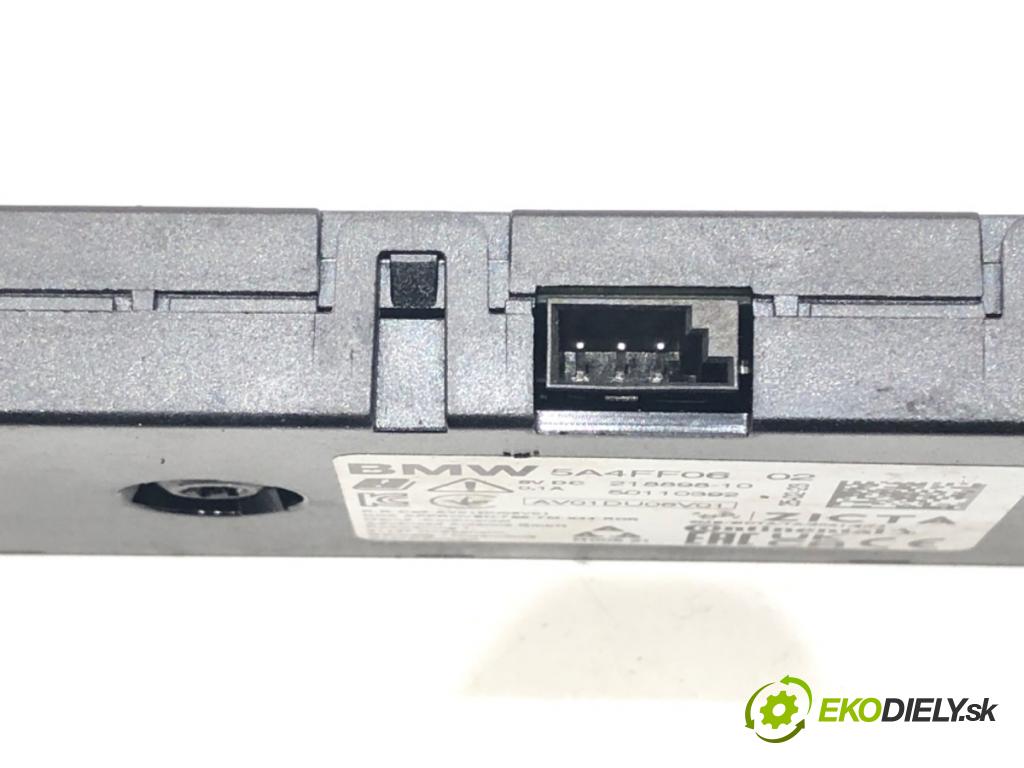 BMW X1 (U11) 2022-2025    s-drive 2.0i 115kW [156KM] BENZYNA  Zosilňovač Antenní: 5A4FF06 (Zosilňovač)