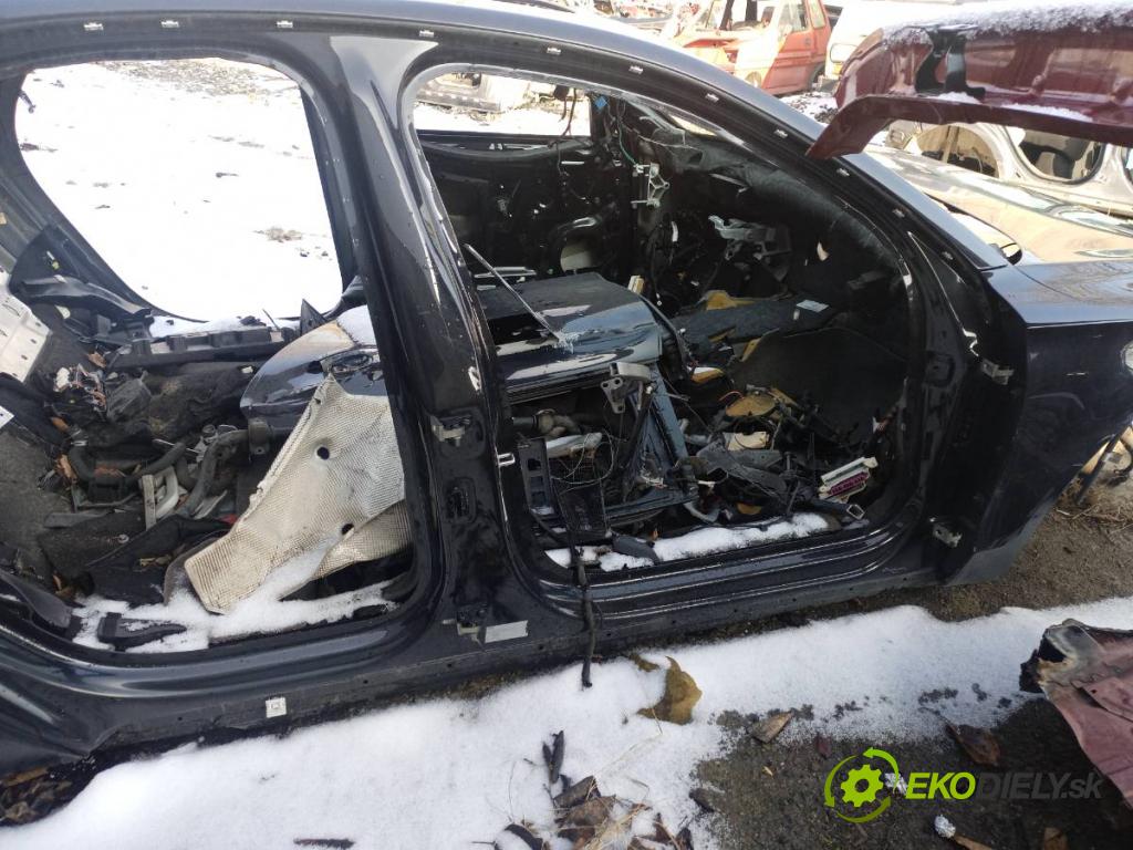 AUDI A8 D4 (4H2, 4H8, 4HC, 4HL) 2009 - 2018 kvalita A motor 4.2FSI 273kW ( 371KM ) VIN: WAUZZZ4H4AN001509 sedan 4D Prevodovka automatická farba black (L8) rok rok vyr. 2010 obdobie rok vyr. 2009-2018