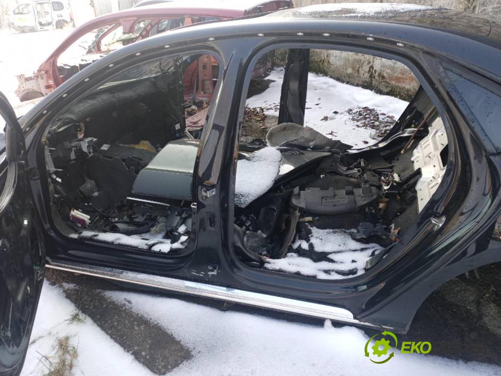 AUDI A8 D4 (4H2, 4H8, 4HC, 4HL) 2009 - 2018 kvalita A motor 4.2FSI 273kW ( 371KM ) VIN: WAUZZZ4H4AN001509 sedan 4D Prevodovka automatická farba black (L8) rok rok vyr. 2010 obdobie rok vyr. 2009-2018
