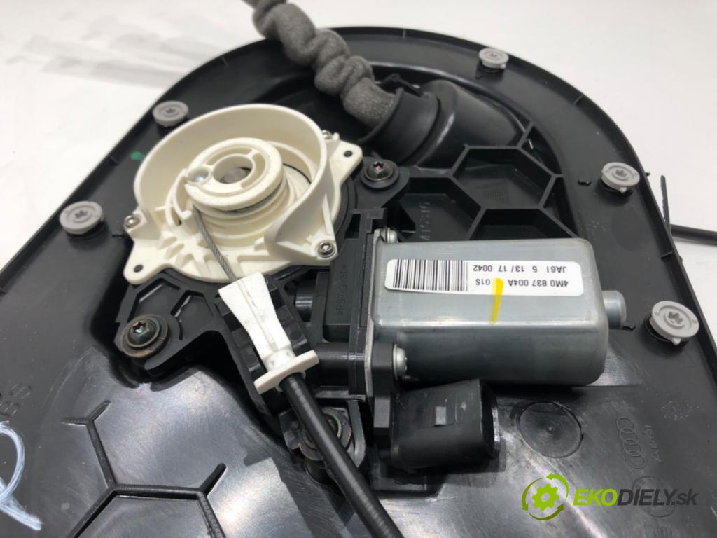 AUDI Q7 (4MB, 4MG) 2015 - 2022    3.0 TDI quattro 200 kW [272 KM] olej napędowy 2015 - 2019  zámok dveře pravý přední část 4M1837016D 4M0837004A