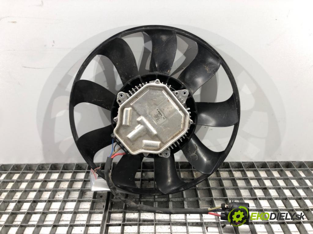AUDI Q7 (4MB, 4MG) 2015 - 2022    3.0 TDI quattro 200 kW [272 KM] olej napędowy 2015 - 2019  ventilátor klimatizace 8W0959455H (Ventilátory chladičů klimatizace)