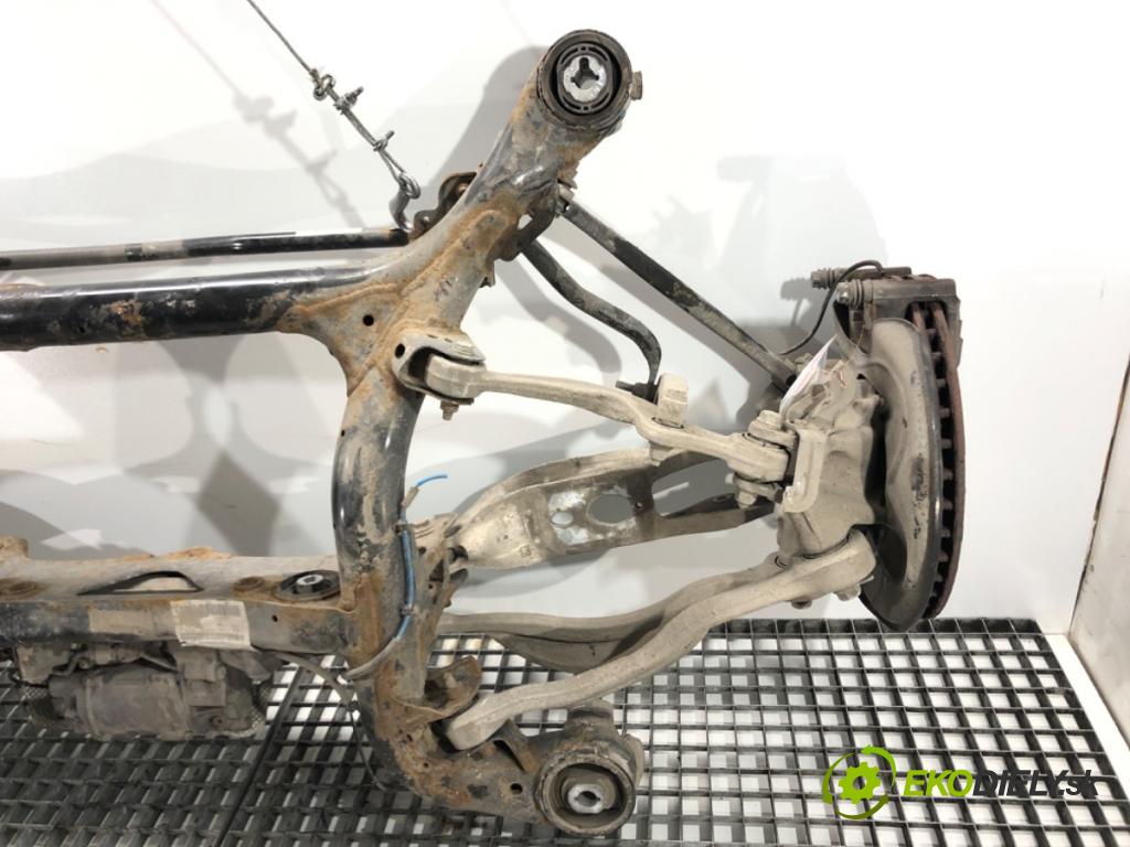 AUDI Q7 (4MB, 4MG) 2015 - 2022    3.0 TDI quattro 200 kW [272 KM] olej napędowy 2015 - 2019  výztuha zadní část řízení 4M0500025 4M0501055H