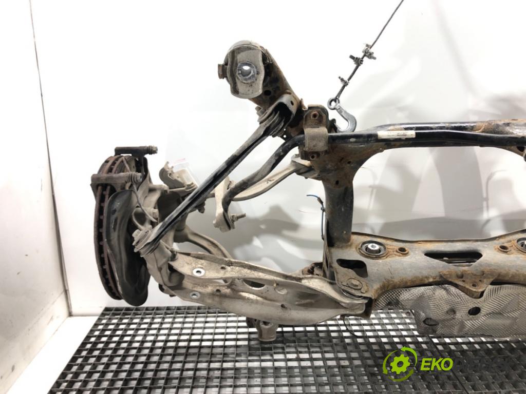 AUDI Q7 (4MB, 4MG) 2015 - 2022    3.0 TDI quattro 200 kW [272 KM] olej napędowy 2015 - 2019  výztuha zadní část řízení 4M0500025 4M0501055H
