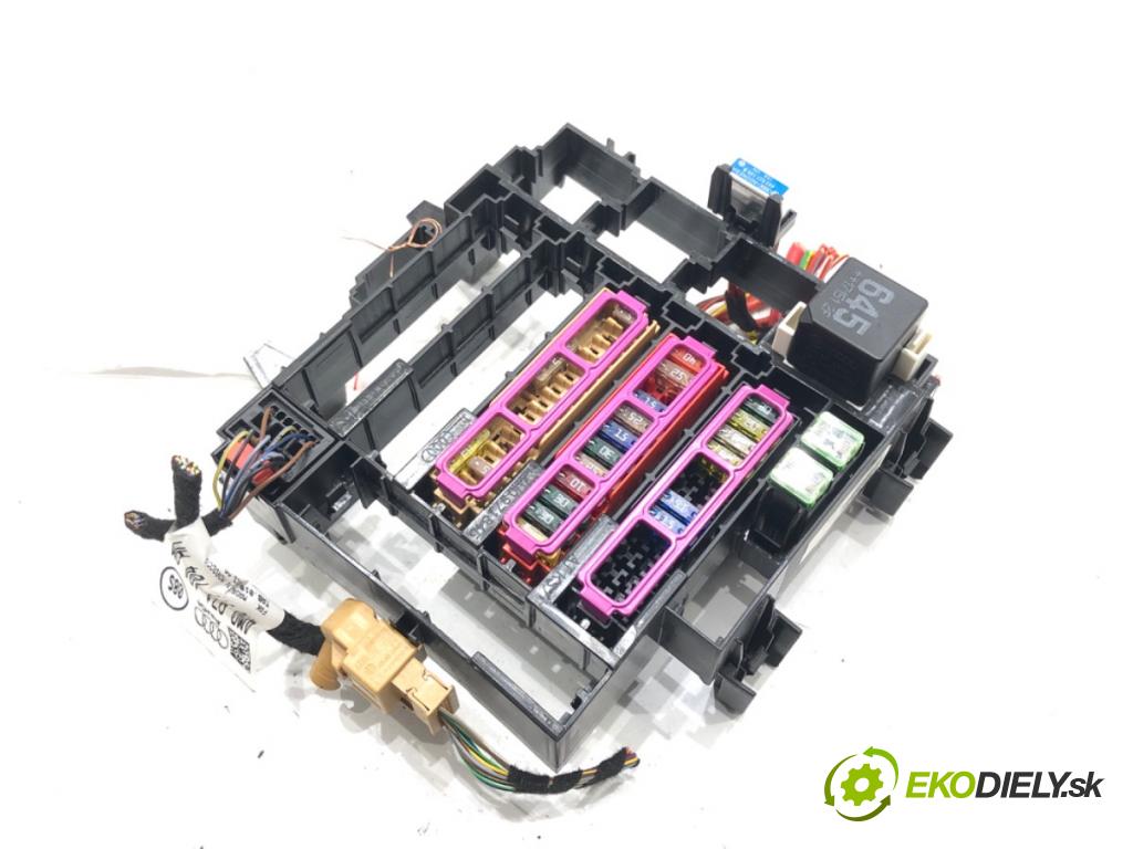 AUDI Q7 (4MB, 4MG) 2015 - 2022    3.0 TDI quattro 200 kW [272 KM] olej napędowy 2015 - 2019  skříňka poistková 4M0971845 (Pojistkové skříňky)