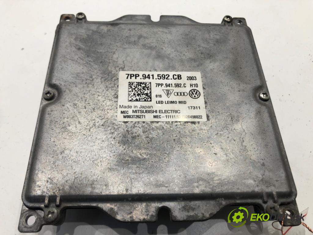AUDI Q7 (4MB, 4MG) 2015 - 2022    3.0 TDI quattro 200 kW [272 KM] olej napędowy 2015 - 2019  Menič XENON 7PP941592CB (Riadiace jednotky xenónu)