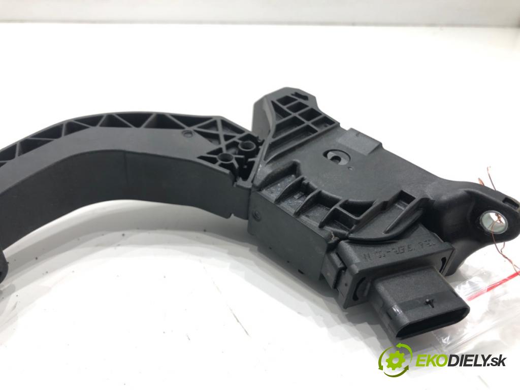 AUDI Q7 (4MB, 4MG) 2015 - 2022    3.0 TDI quattro 200 kW [272 KM] olej napędowy 2015 - 2019  Potenciometer plynu 8W1723523 (Pedále)