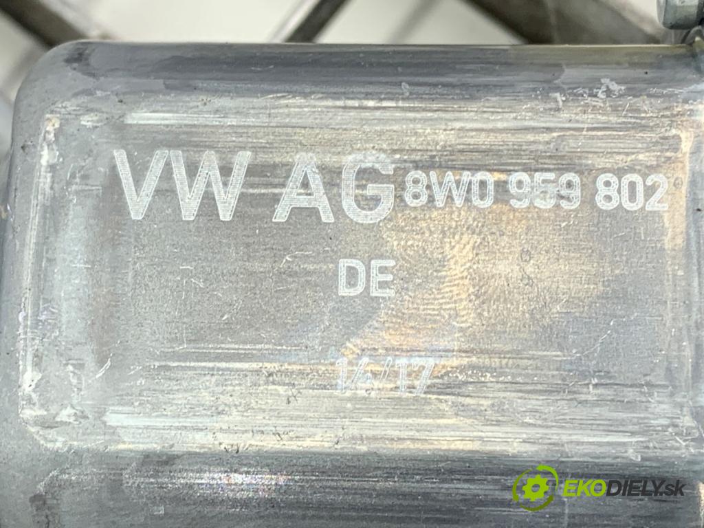 AUDI Q7 (4MB, 4MG) 2015 - 2022    3.0 TDI quattro 200 kW [272 KM] olej napędowy 2015 - 2019  mechanismus okna levý zadní část 4M0839461A