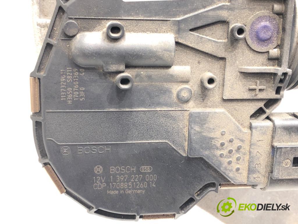 AUDI Q7 (4MB, 4MG) 2015 - 2022    3.0 TDI quattro 200 kW [272 KM] olej napędowy 2015 - 2019  Mechanizmus stieračov predný 4M1955023B (Motorčeky stieračov predné)