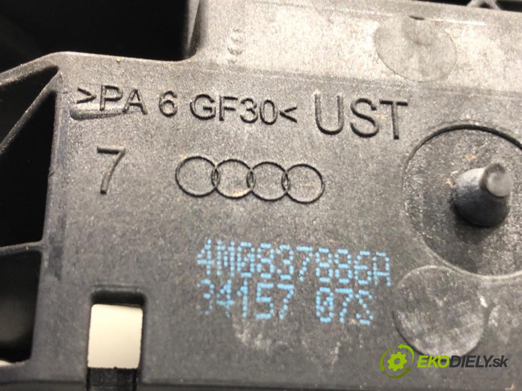 AUDI Q7 (4MB, 4MG) 2015 - 2022    3.0 TDI quattro 200 kW [272 KM] olej napędowy 2015 - 2019  Kľučka vonkajšia pravy zad 4M0837886A