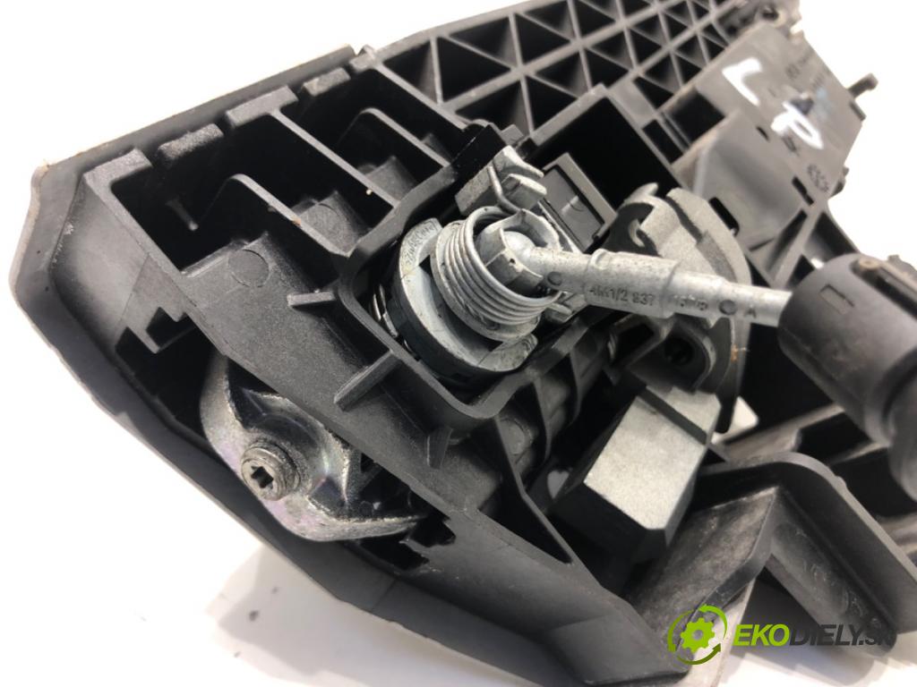 AUDI Q7 (4MB, 4MG) 2015 - 2022    3.0 TDI quattro 200 kW [272 KM] olej napędowy 2015 - 2019  Kľučka vonkajšia ľavy predný 4M1837885A