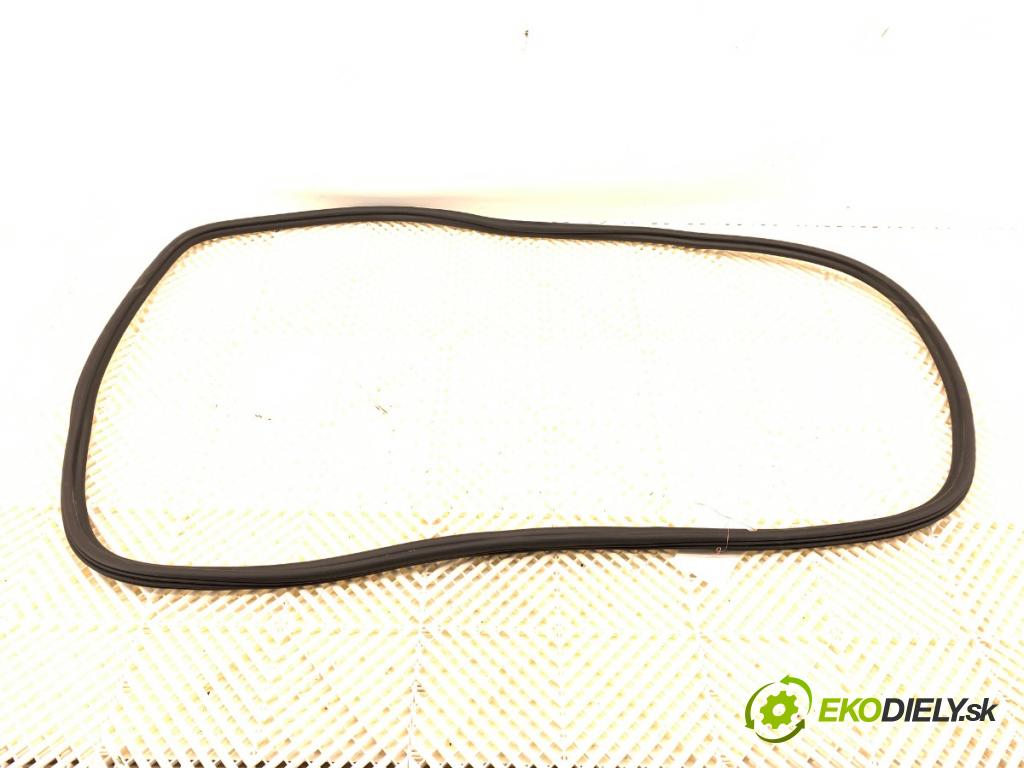 AUDI Q7 (4MB, 4MG) 2015 - 2022    3.0 TDI quattro 200 kW [272 KM] olej napędowy 2015 - 2019  těsnění dveře zadní část levá strana  (Ostatní)