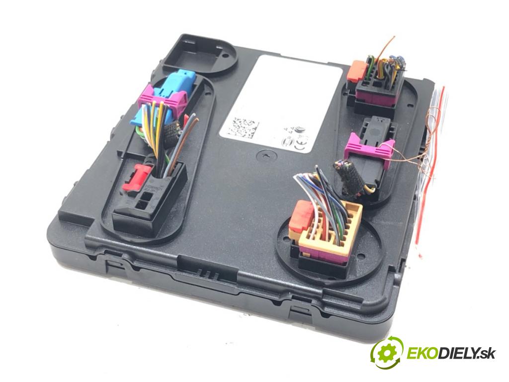 AUDI Q7 (4MB, 4MG) 2015 - 2022    3.0 TDI quattro 200 kW [272 KM] olej napędowy 2015 - 2019  Modul BCM 8W0907064CD (Ostatné)