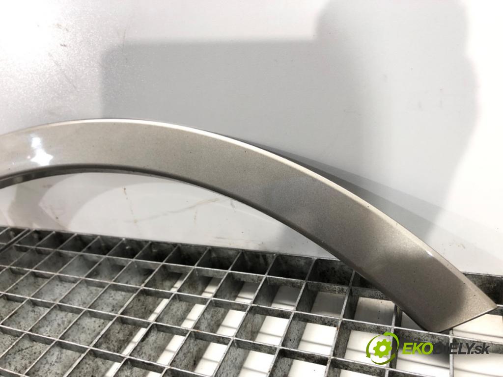 AUDI Q7 (4MB, 4MG) 2015 - 2022    3.0 TDI quattro 200 kW [272 KM] olej napędowy 2015 - 2019  Lišta blatníka zad ľavá strana 4M0853817 (Lišty)