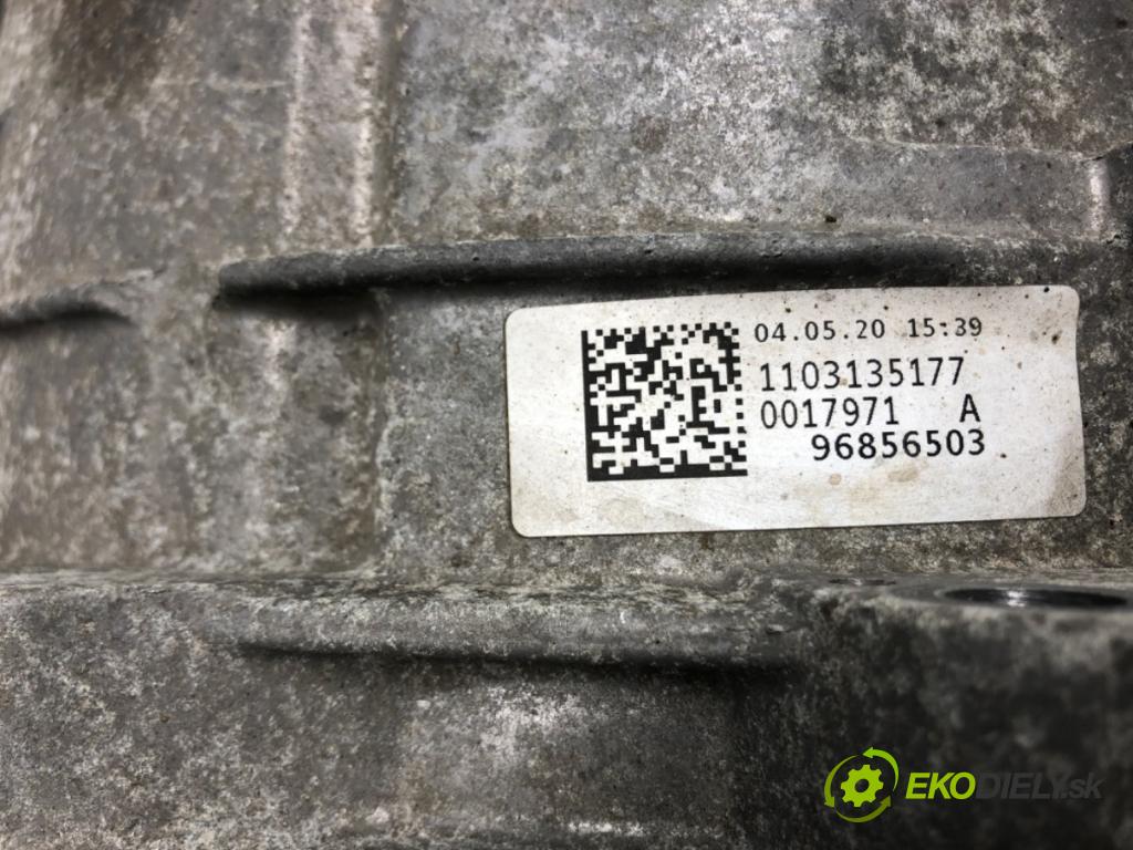 AUDI A8 D5 (4N2, 4N8) 2017 - 2022    60 TFSI Mild Hybrid quattro 338 kW [460 KM] Hybryda silnik benzynowy / elektryczny 2018 - 2022  Prevodovka SRK (Prevodovky)