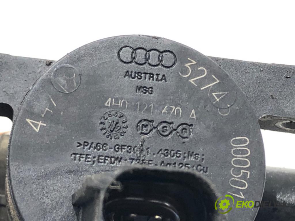 AUDI A8 D5 (4N2, 4N8) 2017 - 2022    60 TFSI Mild Hybrid quattro 338 kW [460 KM] Hybryda silnik benzynowy / elektryczny 2018 - 2022  DALŠÍ: pumpa vody 4H0121670A (Vodní pumpy)