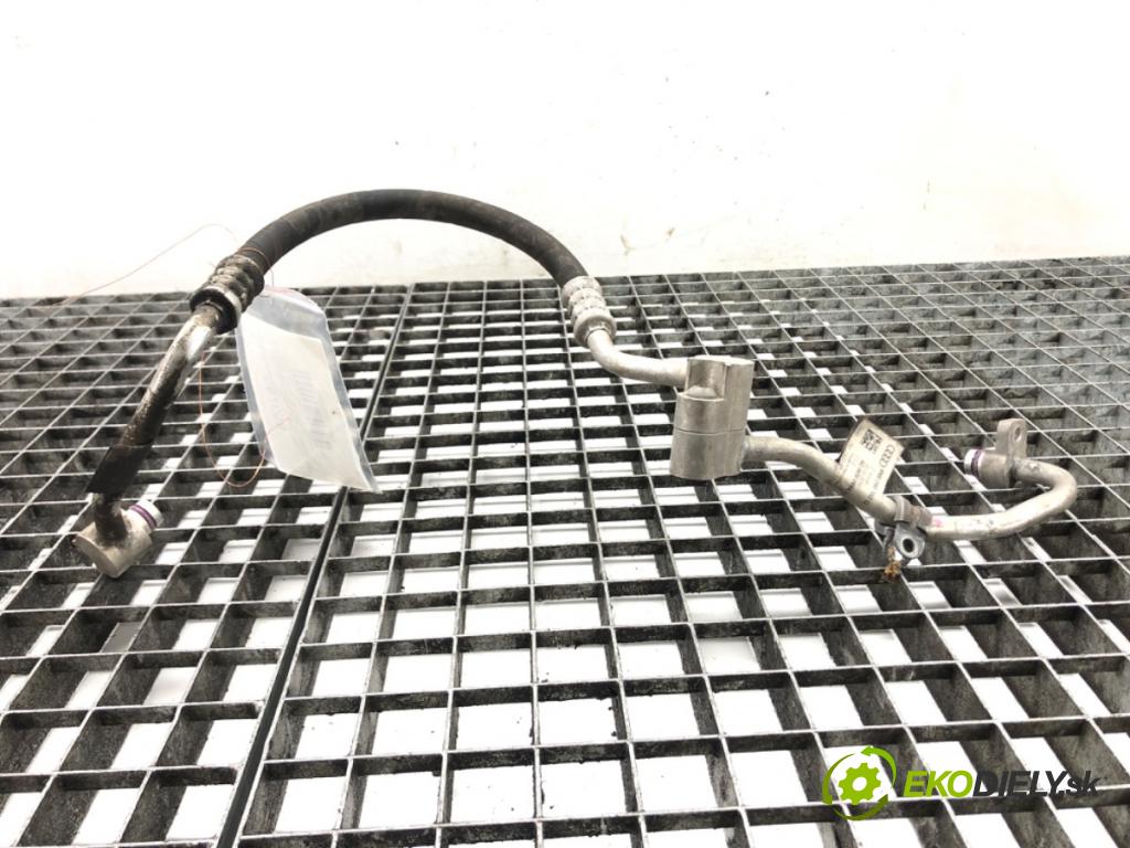 AUDI A8 D5 (4N2, 4N8) 2017 - 2022    60 TFSI Mild Hybrid quattro 338 kW [460 KM] Hybryda silnik benzynowy / elektryczny 2018 - 2022  rúrka klimatizácie 4N0260702Q (Rúrky klimatizácie)