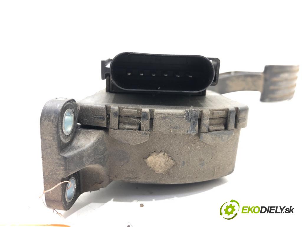 FORD FOCUS II Turnier (DA_, FFS, DS) 2004 - 2012    1.6 TDCi 80 kW [109 KM] olej napędowy 2004 - 2012  Potenciometer plynu 4M51-9F836-AH (Pedále)