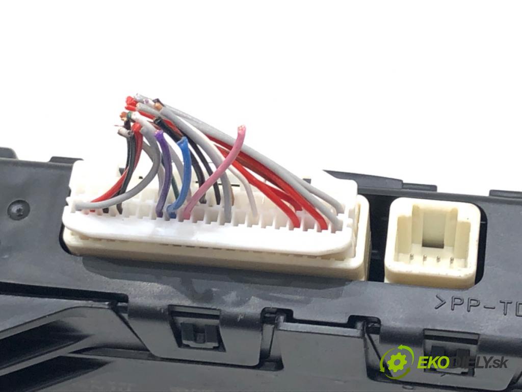 TOYOTA RAV 4 IV SUV 2017 114 kW 2.5 Hybrid (AVA42_) 2494 Modul kúrenia 88650-42760