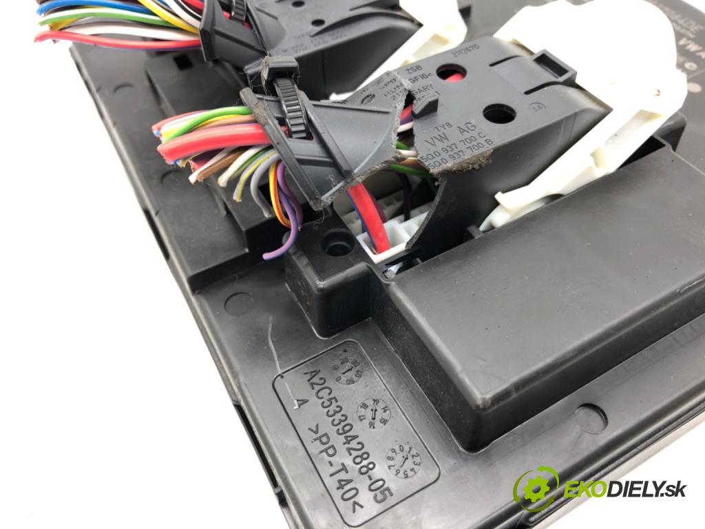 MAN TGE Autobus 2017 - 2022    2.0 TDI 130 kW [177 KM] olej napędowy 2017 - 2022  Modul komfortu 5Q0937084DE (Moduly komfortu)