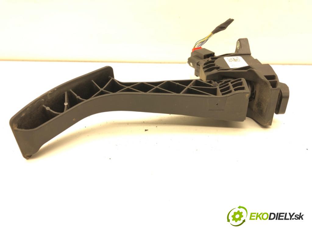 MAN TGE Autobus 2017 - 2022    2.0 TDI 130 kW [177 KM] olej napędowy 2017 - 2022  Potenciometer plynu 2N1723503 (Pedále)