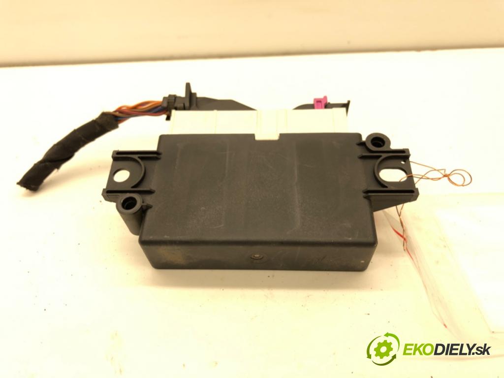 MAN TGE Autobus 2017 - 2022    2.0 TDI 130 kW [177 KM] olej napędowy 2017 - 2022  Modul PDC 5QA919294E (Ostatné)