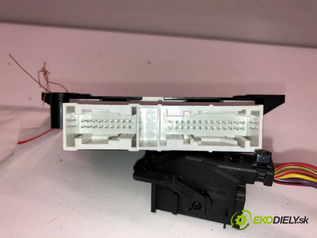 MAN TGE Autobus 2017 - 2022    2.0 TDI 130 kW [177 KM] olej napędowy 2017 - 2022  Modul PDC 5QA919294E (Ostatné)