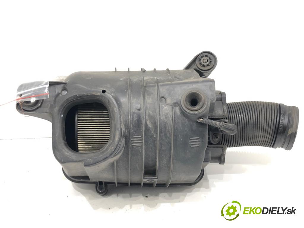 AUDI A3 (8P1) 2003 - 2013    2.0 FSI 110 kW [150 KM] benzyna 2003 - 2008  Obal filtra vzduchu 1F0129607 (Obal filtra vzduchu)