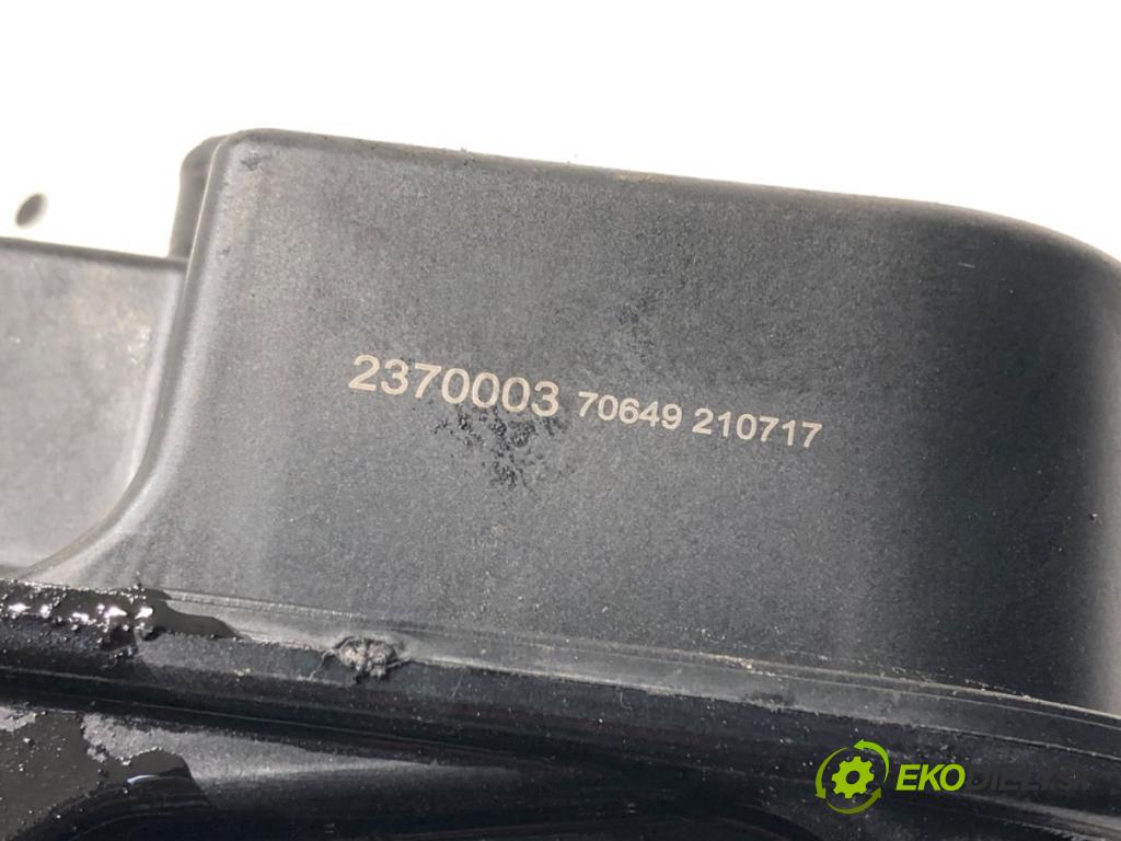 AUDI A3 (8P1) 2003 - 2013    2.0 FSI 110 kW [150 KM] benzyna 2003 - 2008  Obal filtra oleja  (Obaly filtrov oleja)