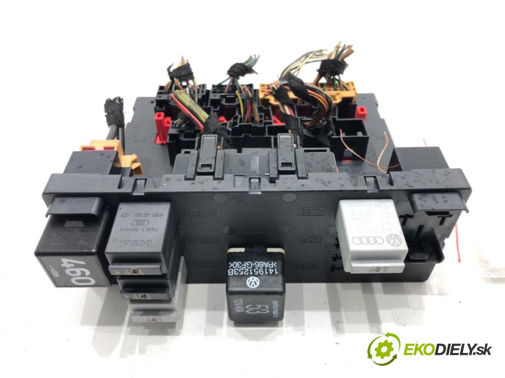 AUDI A3 (8P1) 2003 - 2013    2.0 FSI 110 kW [150 KM] benzyna 2003 - 2008  Modul BORDNETZ 8P0907279A (Ostatné)