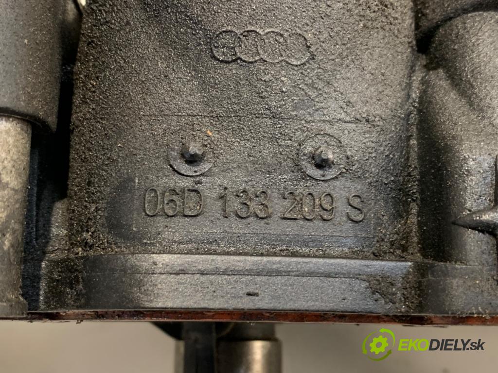 AUDI A3 (8P1) 2003 - 2013    2.0 FSI 110 kW [150 KM] benzyna 2003 - 2008  Lišta vstrekovacia 06D133209S (Vstrekovacia lišta)