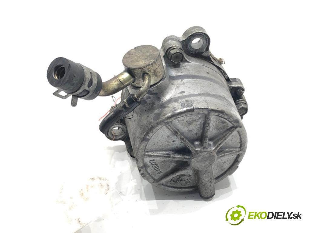 MAZDA 5 (CR19) 2005 - 2010    2.0 CD (CR19) 81 kW [110 KM] olej napędowy 2005 - 2010  Pumpa vákuová RF7J18G00