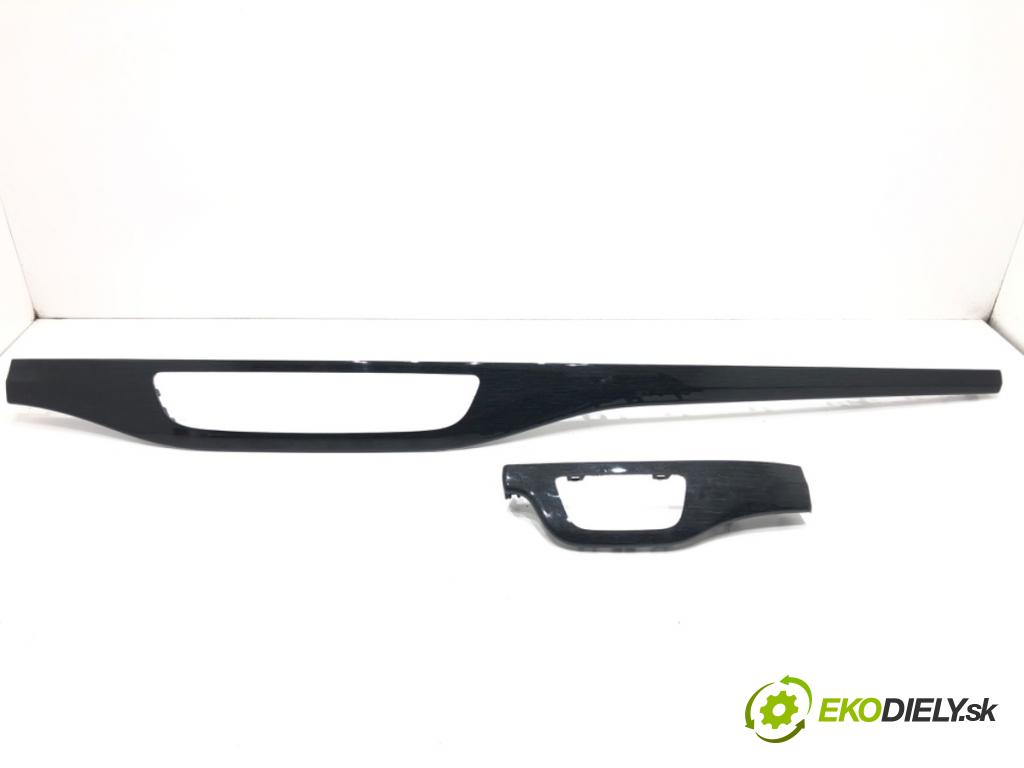 AUDI Q7 (4MB, 4MG) 2015 - 2022    3.0 TDI quattro 200 kW [272 KM] olej napędowy 2015 - 2019  lišty kryt 4M1853189R 4M1853242B (Lišty)