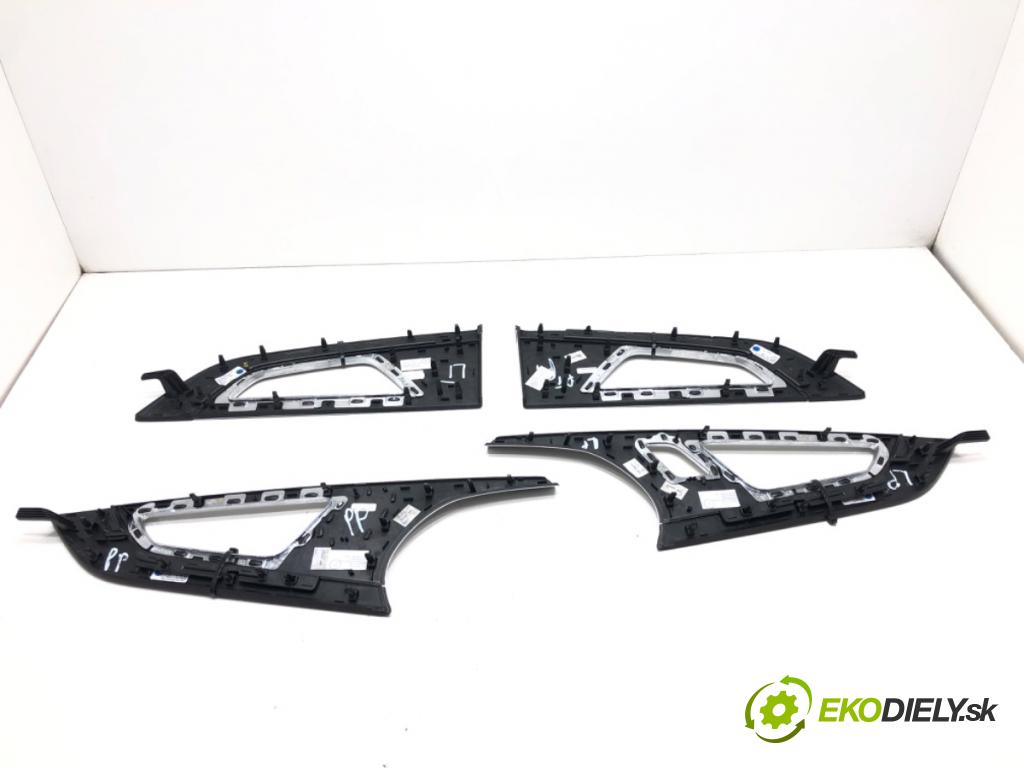 AUDI Q7 (4MB, 4MG) 2015 - 2022    3.0 TDI quattro 200 kW [272 KM] olej napędowy 2015 - 2019  lišty kryt 4M1853189R 4M1853242B (Lišty)