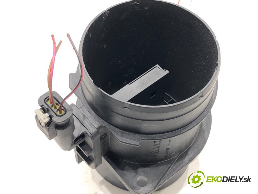 VW TRANSPORTER / CARAVELLE VI Autobus (SGB, SGJ, SHB, SHJ) 2015 - 2022    2.0 TDI 110 kW [150 KM] olej napędowy 2015 - 2022  Váha vzduchu 04E906461A (Váhy vzduchu)