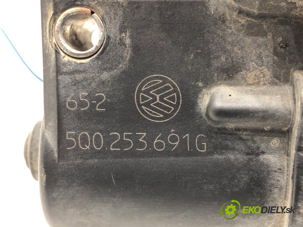 VW TRANSPORTER / CARAVELLE VI Autobus (SGB, SGJ, SHB, SHJ) 2015 - 2022    2.0 TDI 110 kW [150 KM] olej napędowy 2015 - 2022  Škrtiaca klapka VÝFUK: 5Q0253691G