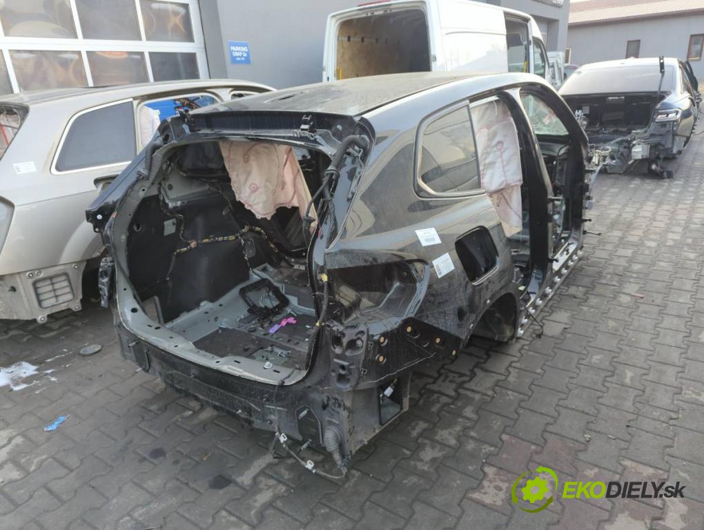 BMW X1 (U11) 2022-2025    s-drive 2.0i 115kW [156KM] BENZYNA  KAROSERIA ČTVRŤÁK blatník zadní část levý pravý práh střecha PODŁUŻNICA levý pravý 