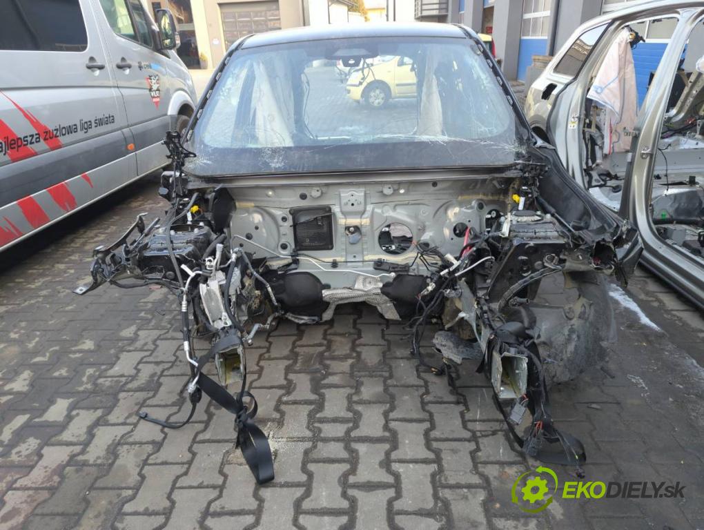 BMW X1 (U11) 2022-2025    s-drive 2.0i 115kW [156KM] BENZYNA  KAROSERIA ČTVRŤÁK blatník zadní část levý pravý práh střecha PODŁUŻNICA levý pravý