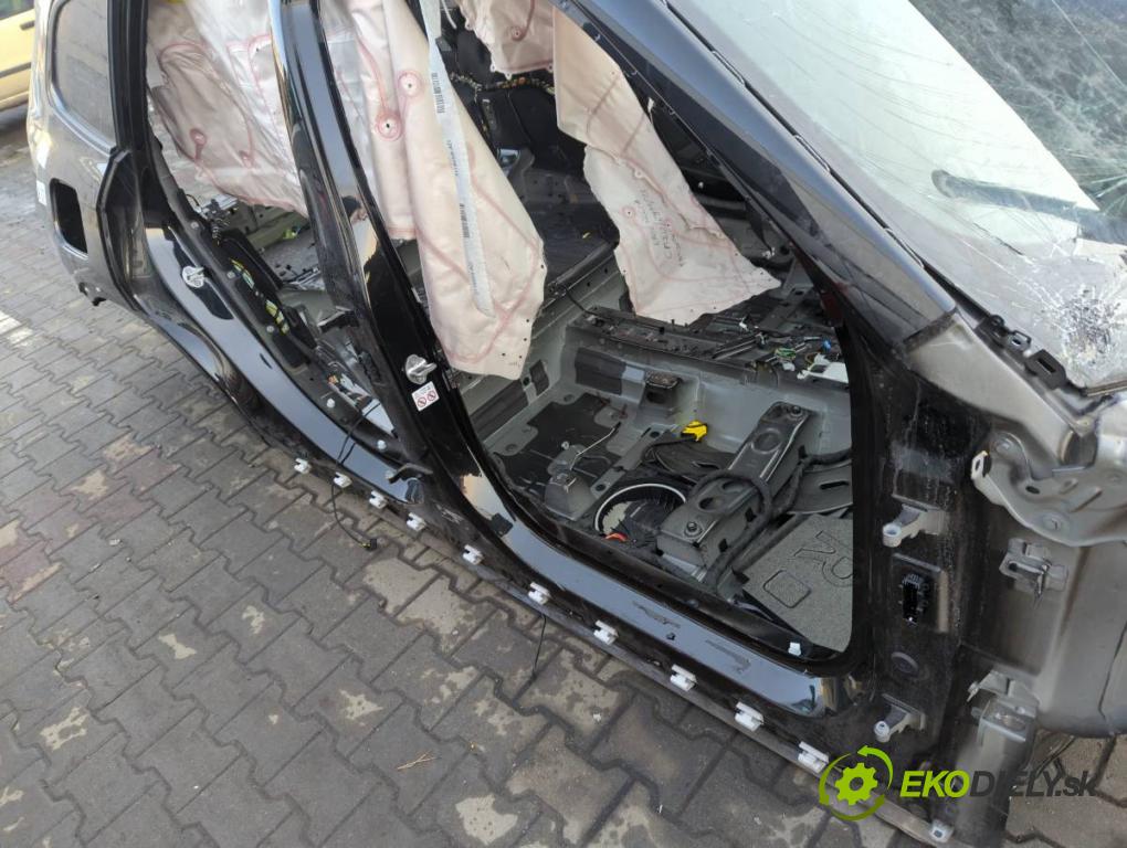 BMW X1 (U11) 2022-2025    s-drive 2.0i 115kW [156KM] BENZYNA  KAROSERIA ČTVRŤÁK blatník zadní část levý pravý práh střecha PODŁUŻNICA levý pravý