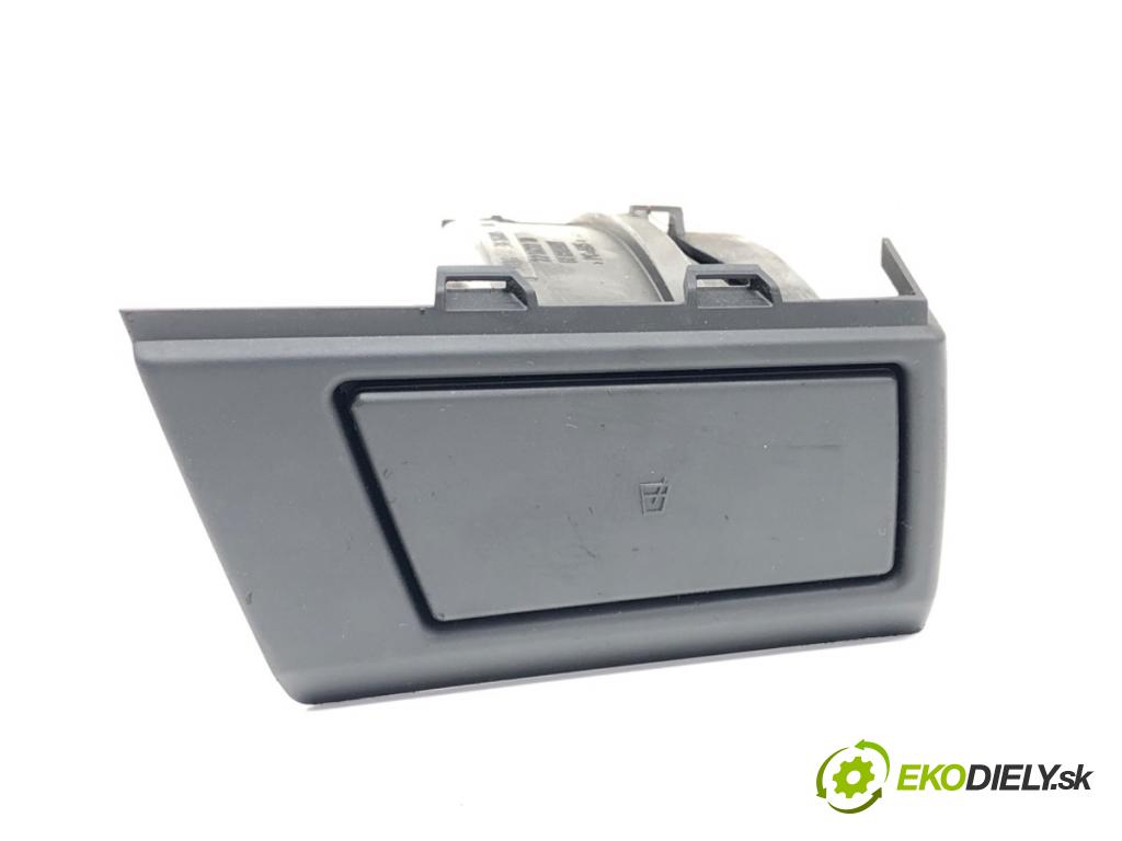 BMW X3 (E83) 2003 - 2011    3.0 sd 210 kW [286 KM] olej napędowy 2006 - 2008  Držiak na nápoje 1216388 (Úchyt, držiak na nápoje)