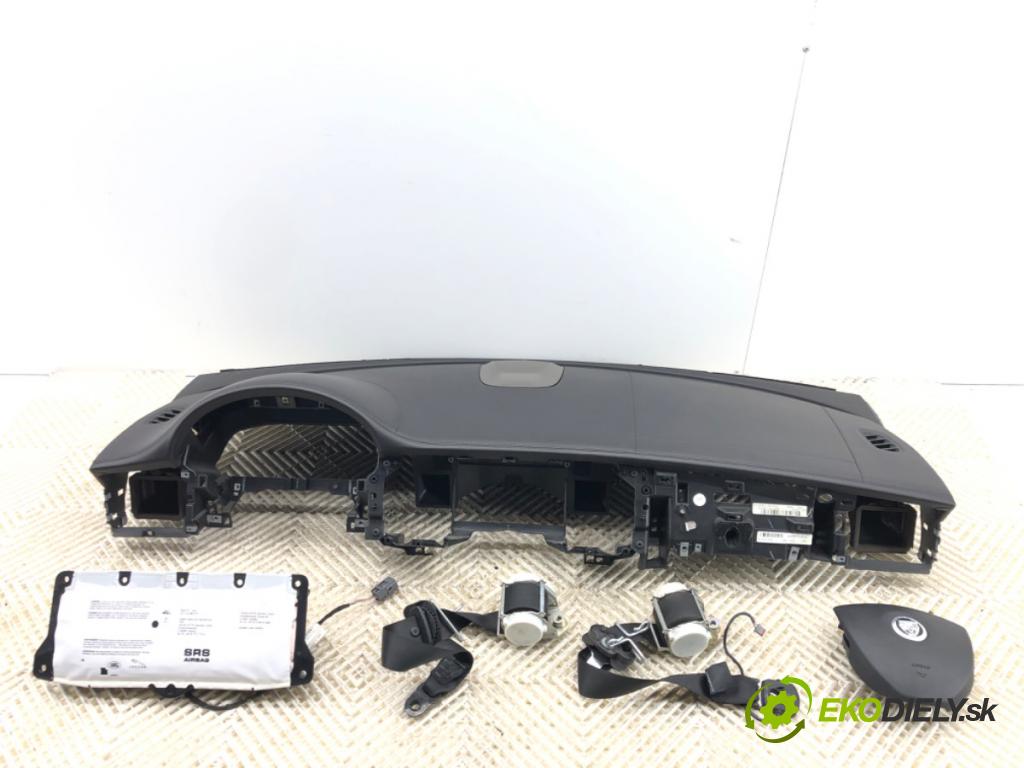 JAGUAR XF I (X250) 2008 - 2015    3.0 250 kW [340 KM] benzyna 2012 - 2015  Palubná doska silentbloku pasy 