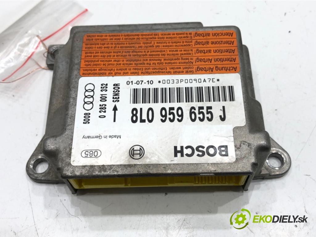AUDI A3 (8L1) 1996 - 2006    1.9 TDI 96 kW [130 KM] olej napędowy 2000 - 2003  senzor airbag 8L0959655J (Snímače)