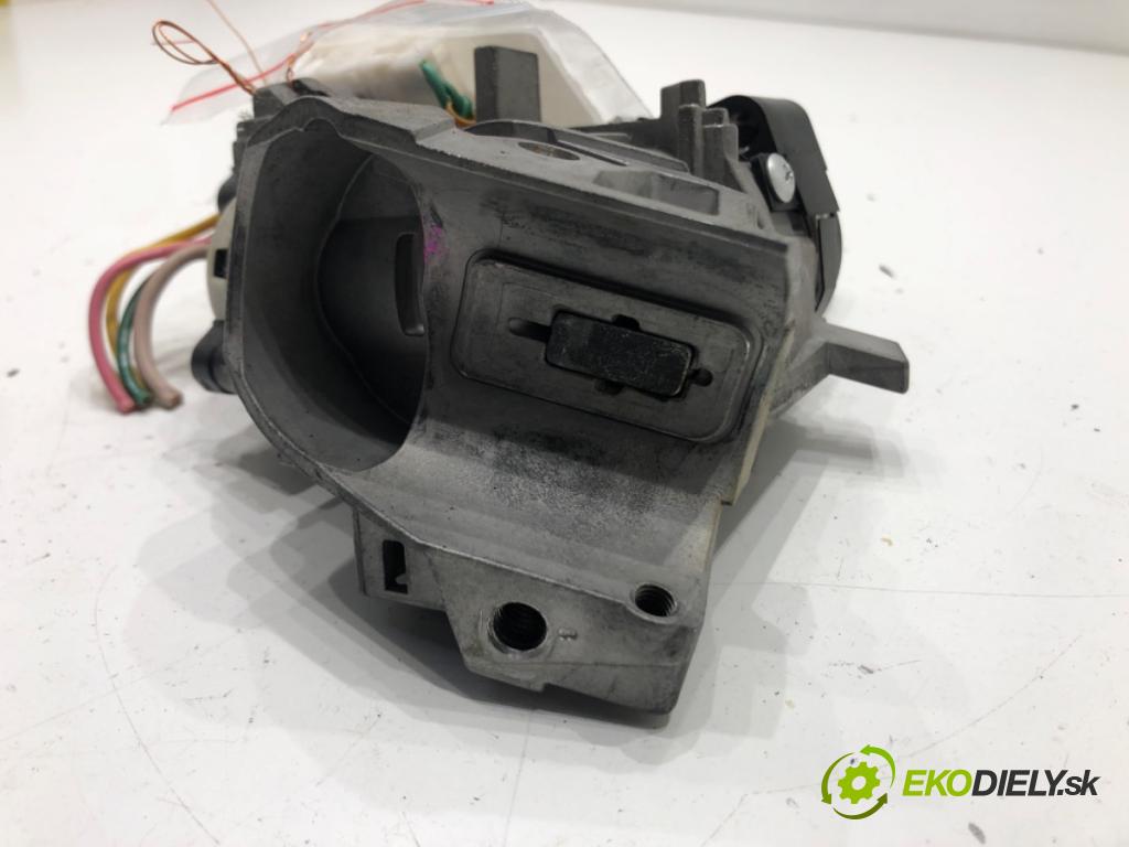 MITSUBISHI MIRAGE / SPACE STAR VI liftback (A0_A) 2012 - 2022    1.0 (A05A) 52 kW [71 KM] benzyna 2012 - 2022  spinačka SL-M15 (Spínacie skrinky a kľúče)