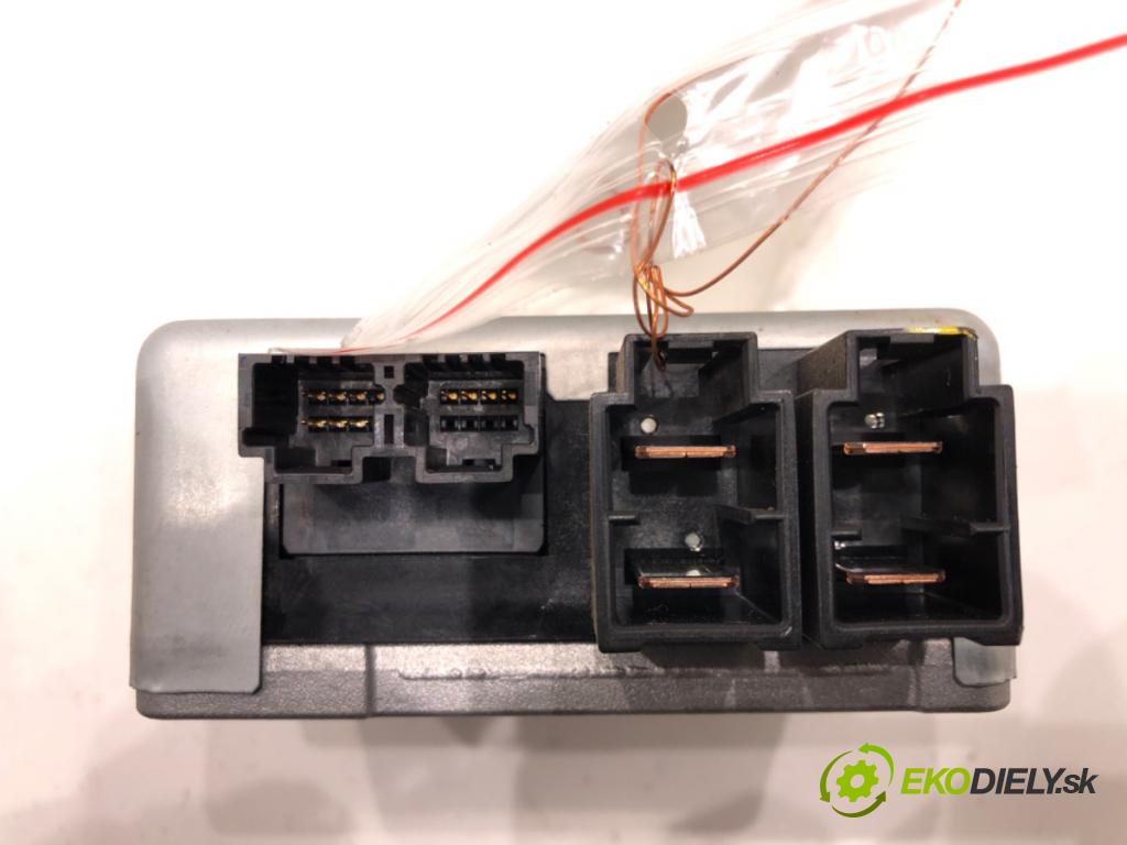 MITSUBISHI MIRAGE / SPACE STAR VI liftback (A0_A) 2012 - 2022    1.0 (A05A) 52 kW [71 KM] benzyna 2012 - 2022  Modul servočerpadlo 8633A029 (Ostatné)